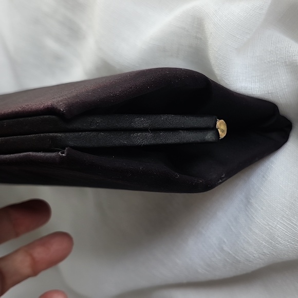 Vintage Unbranded Black Satin Evening Bag W/ Gorgeous Faux Diamond Clasp, $40 - Picture 5 of 10